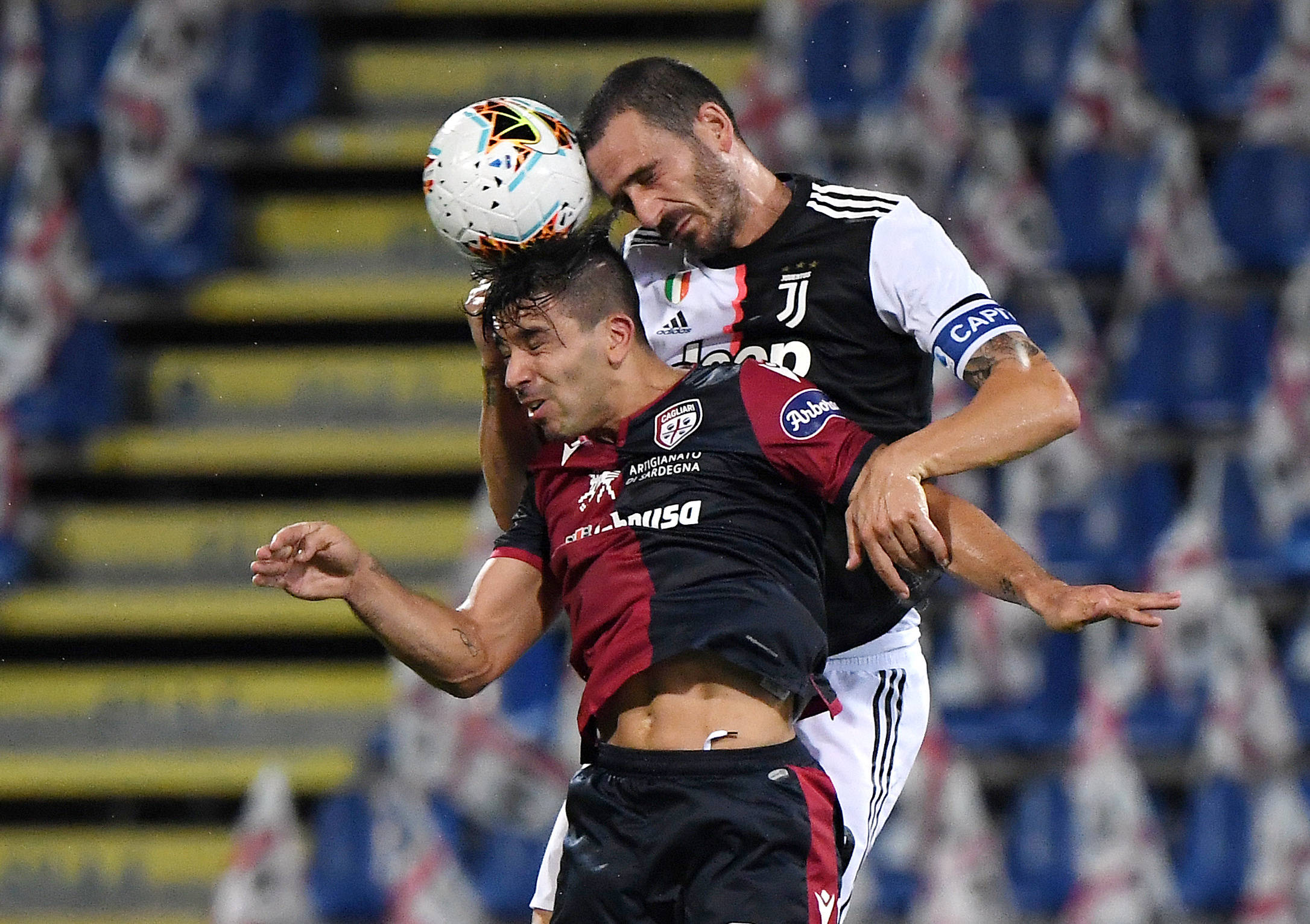 反映出他在 反映出他在